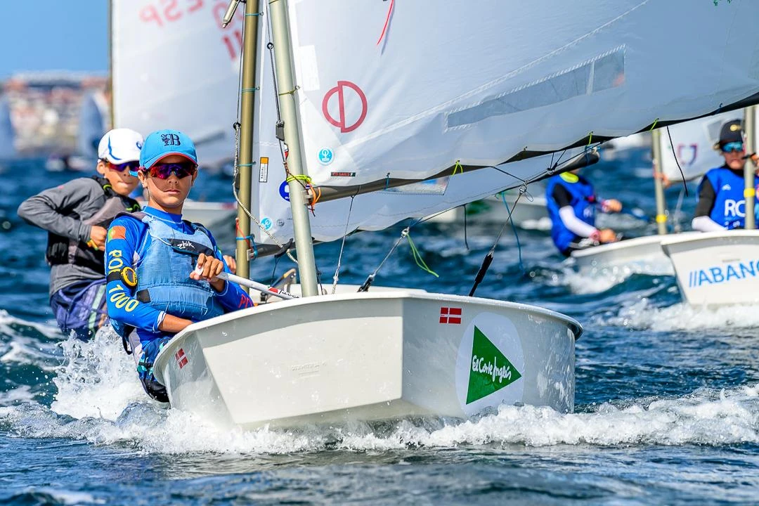 Regatas y competición